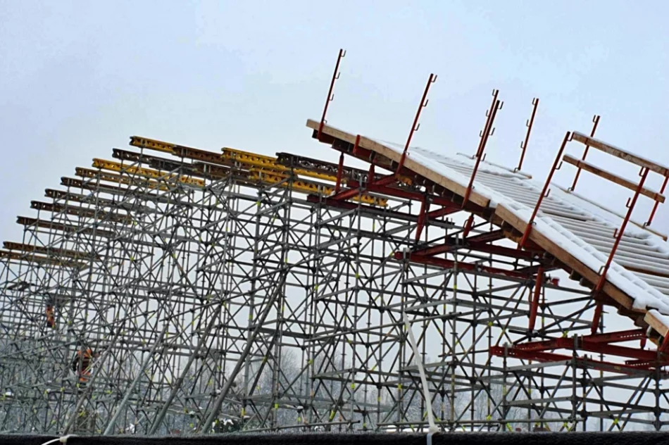 Rusztowanie i szalunki - postępuje budowa mostu - zdjęcie 11