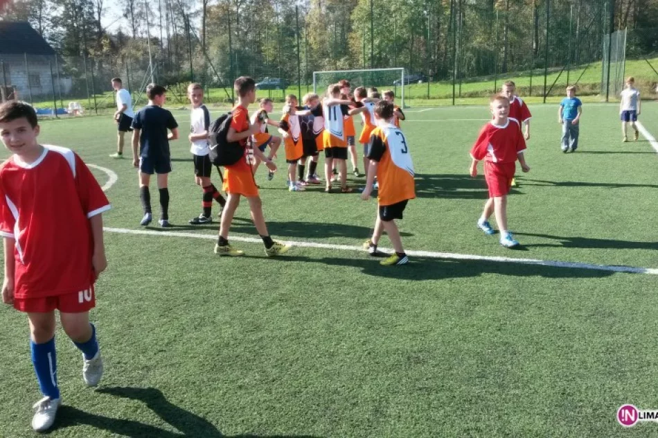 TURNIEJ PIŁKARSKI NA „ORLIKU” W MĘCINIE - zdjęcie 4