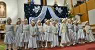 Występ przedszkolaków z Miejskiego Przedszkola nr 2 z okazji Dnia Babci i Dziadka - zdjęcie 3