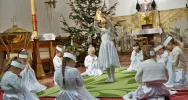 Występ przedszkolaków z Miejskiego Przedszkola nr 2 z okazji Dnia Babci i Dziadka - zdjęcie 4