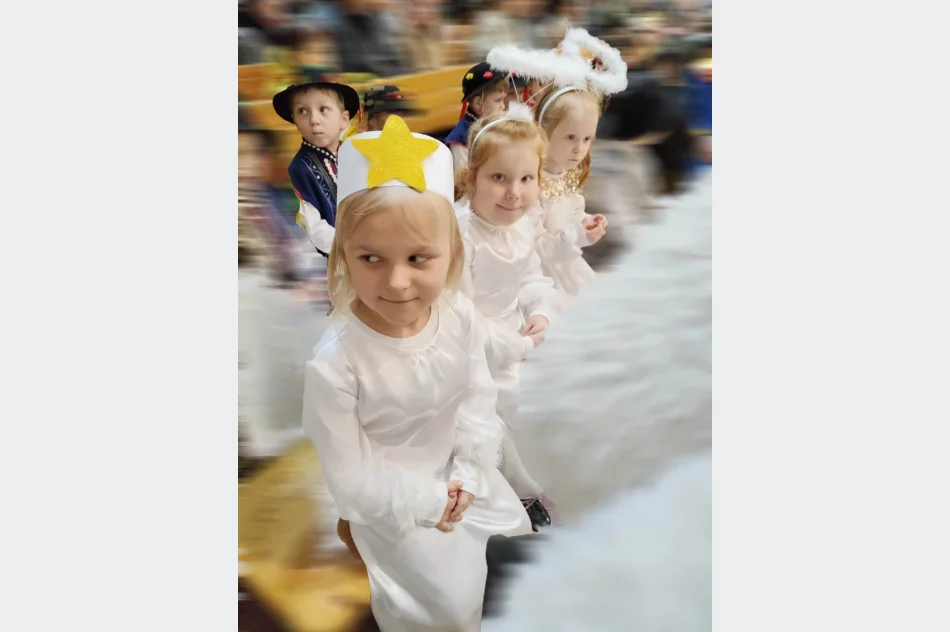 Występ przedszkolaków z Miejskiego Przedszkola nr 2 z okazji Dnia Babci i Dziadka - zdjęcie 12