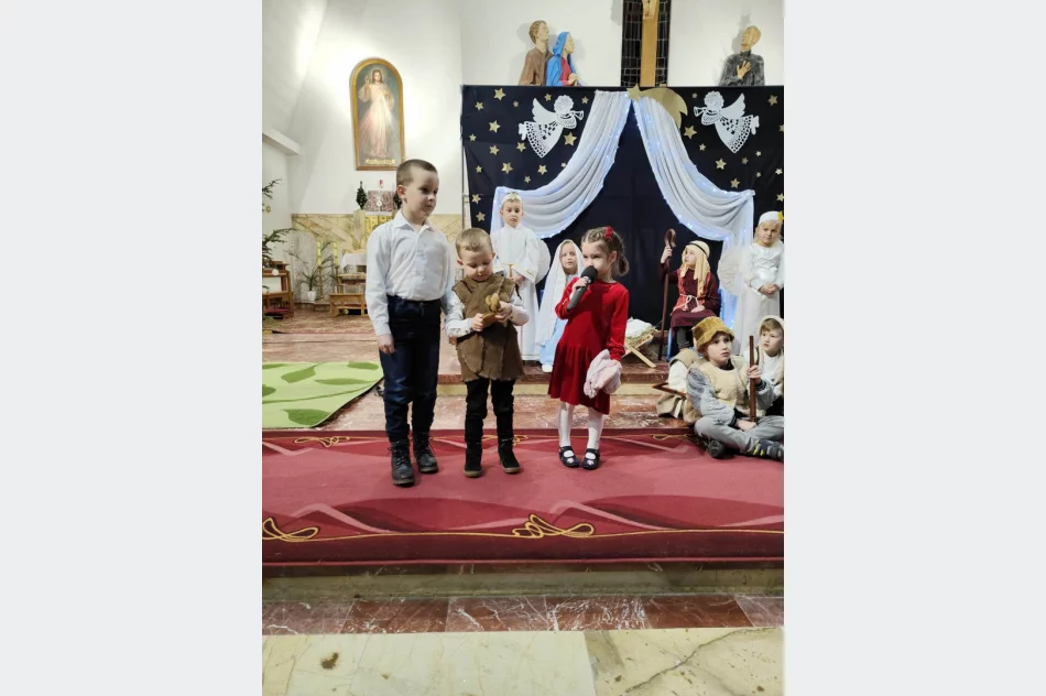 Występ przedszkolaków z Miejskiego Przedszkola nr 2 z okazji Dnia Babci i Dziadka - zdjęcie 18