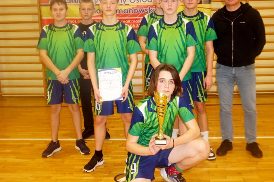 Chłopcy z Rupniowa Wice Mistrzami Powiatu Limanowskiego w Piłce Koszykowej Młodzieży - zdjęcie 2