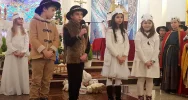 Wspólne kolędowanie uczniów Szkoły Podstawowej w Mordarce - zdjęcie 3