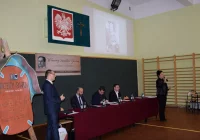 Konferencja naukowa poświęcona Wincentemu Gawronowi odbyła się w I LO w Limanowej - zdjęcie główne