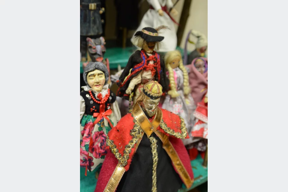 Otwarto izbę prezentującą dziedzictwo regionalne - zdjęcie 9