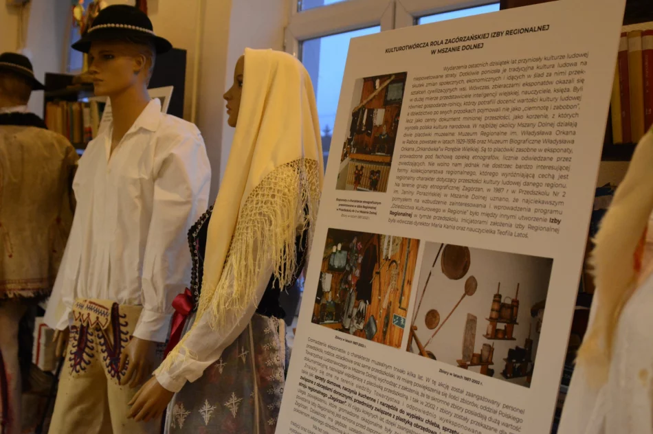 Otwarto izbę prezentującą dziedzictwo regionalne - zdjęcie 17