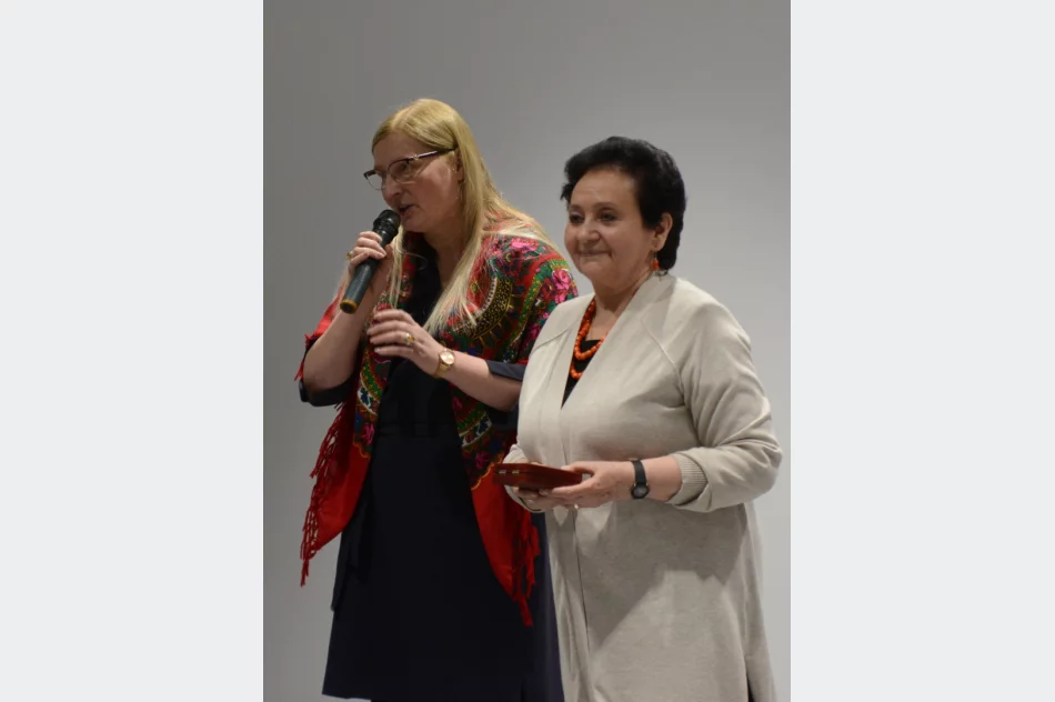 Otwarto izbę prezentującą dziedzictwo regionalne - zdjęcie 19