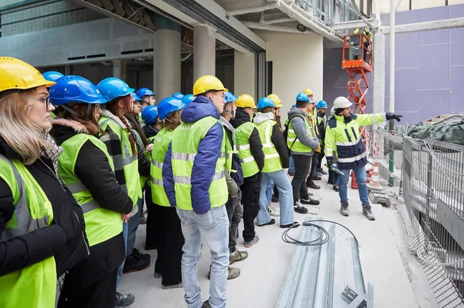 Wizyta na ogromnej budowie. Poznali realia pracy - zdjęcie 6