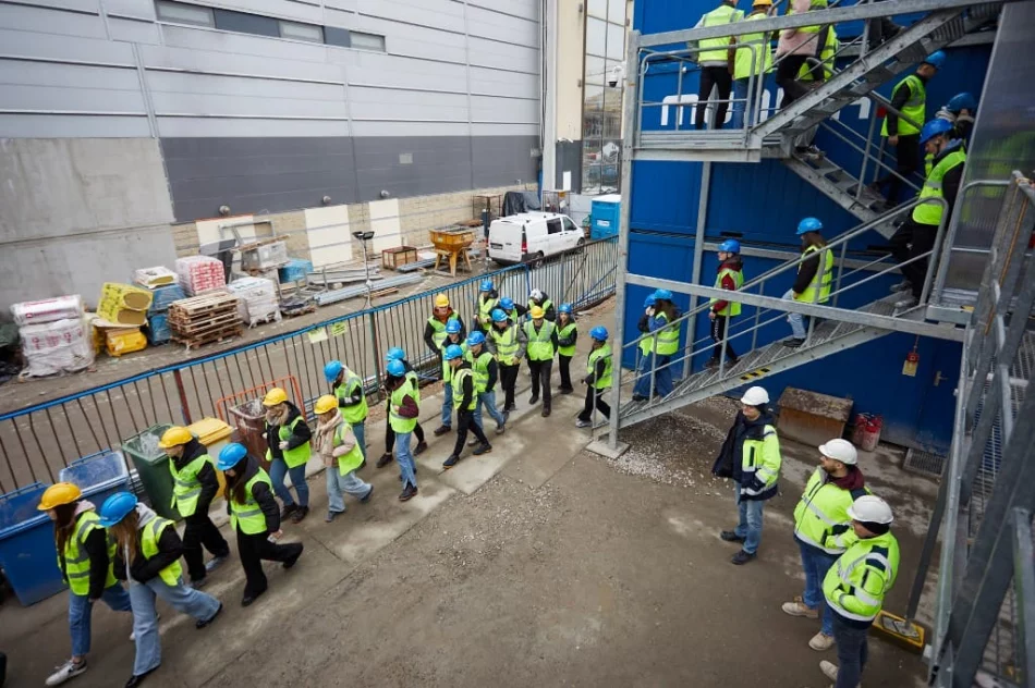 Wizyta na ogromnej budowie. Poznali realia pracy - zdjęcie 7