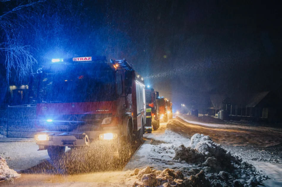 Budynek nie spłonął dzięki szybkiej interwencji - zdjęcie 10