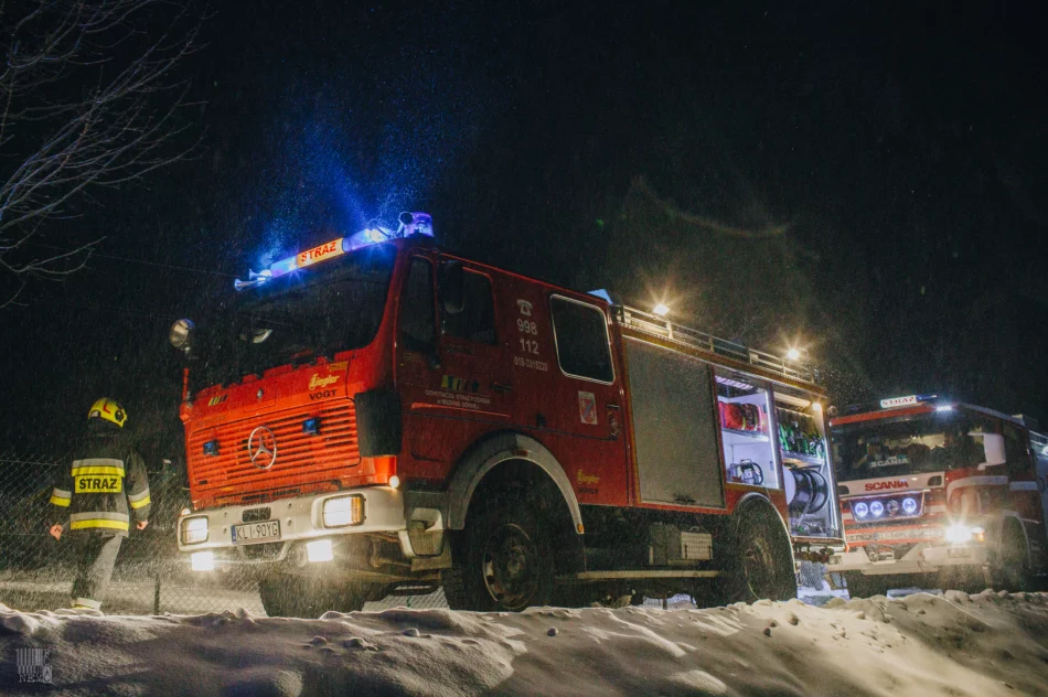 Budynek nie spłonął dzięki szybkiej interwencji - zdjęcie 11