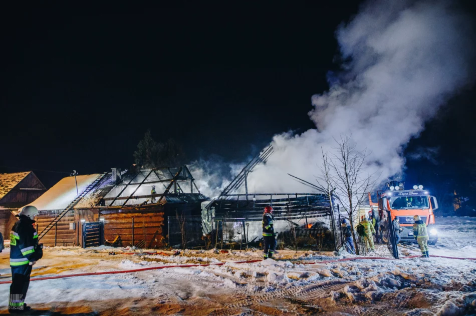 Trwa wyjaśnianie przyczyn pożaru - zdjęcie 5