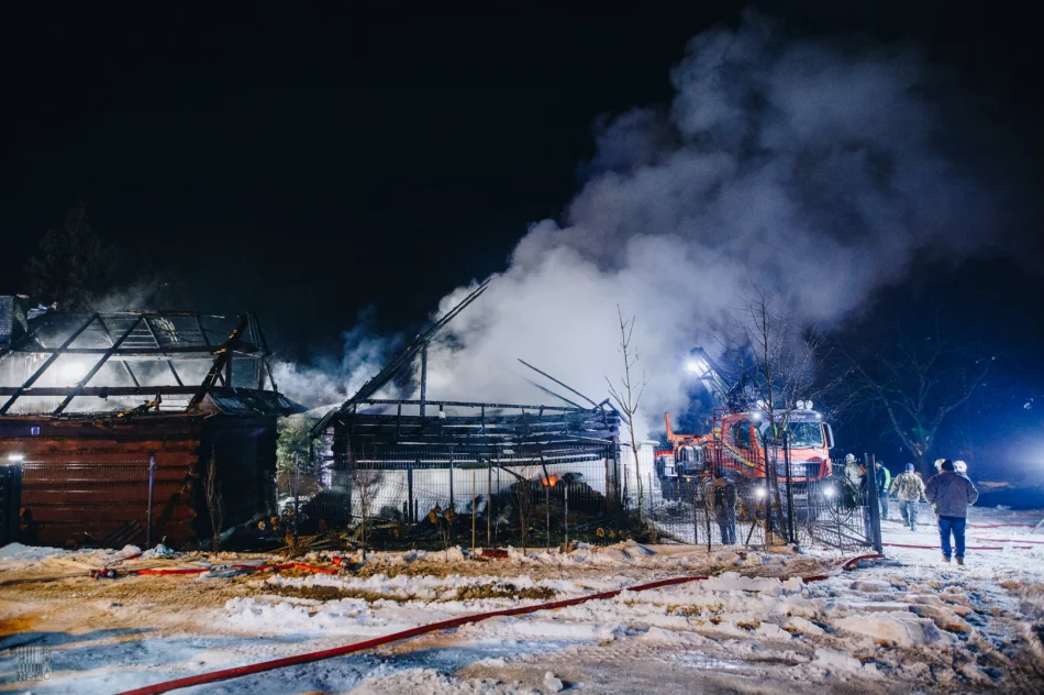 Trwa wyjaśnianie przyczyn pożaru - zdjęcie 6