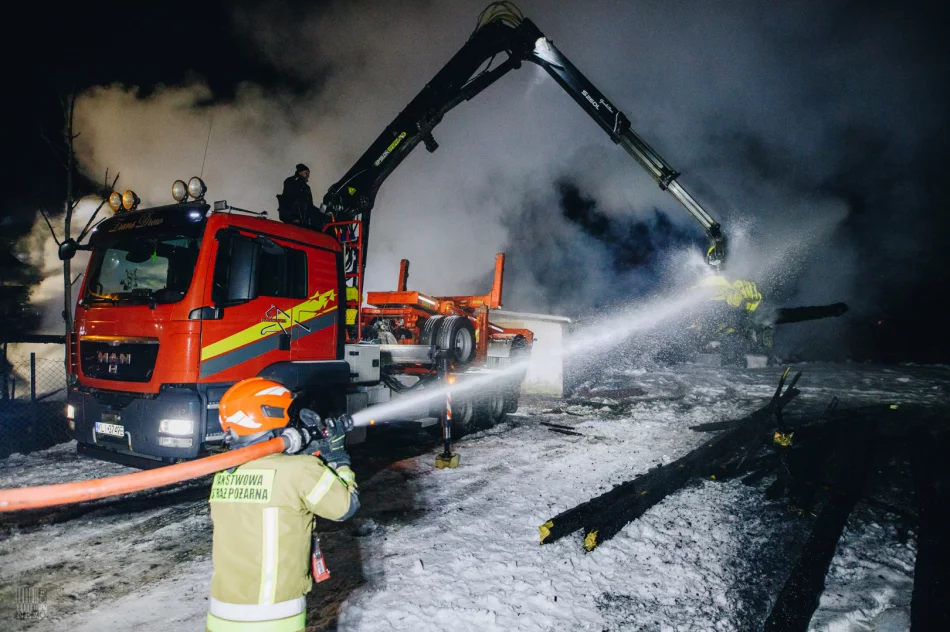 Trwa wyjaśnianie przyczyn pożaru - zdjęcie 9