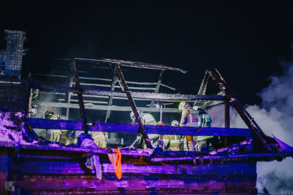 Trwa wyjaśnianie przyczyn pożaru - zdjęcie 12