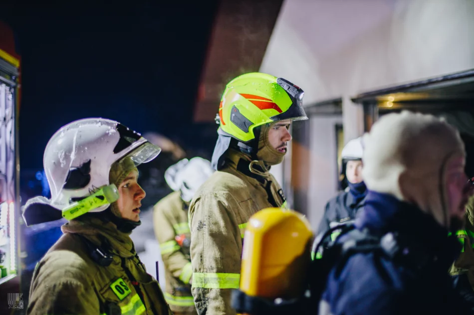 Trwa wyjaśnianie przyczyn pożaru - zdjęcie 17