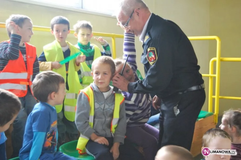 Spotkanie ze Strażą Miejską w ZS Mordarce - zdjęcie 4