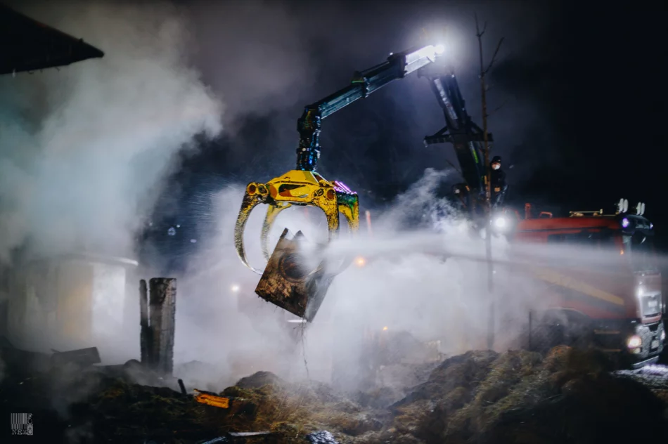 Trwa wyjaśnianie przyczyn pożaru - zdjęcie 20