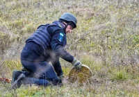 30 proc.  kraju jest pokryte minami i materiałami wybuchowymi - zdjęcie główne