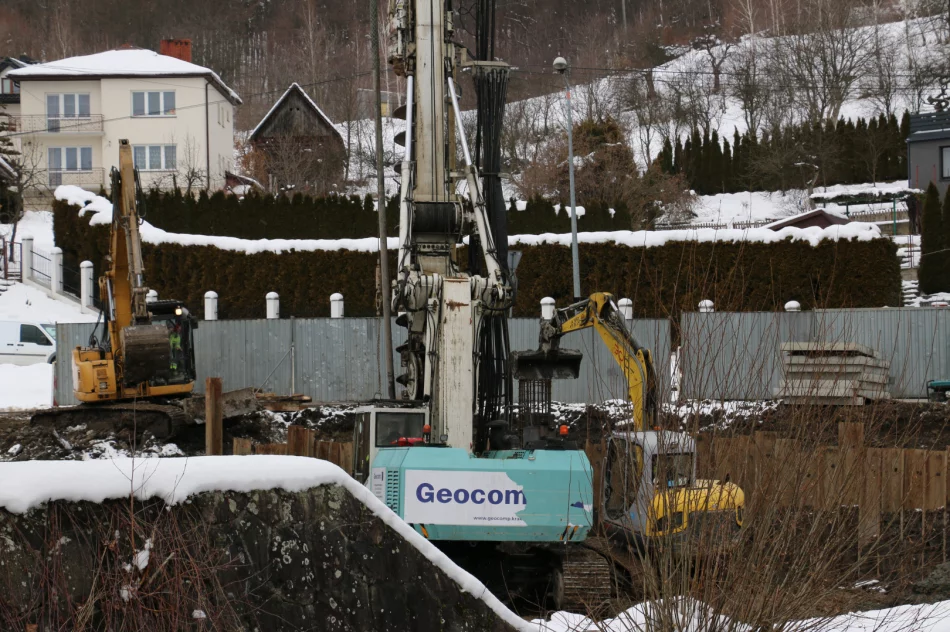 Prace nad budową mostu pomiędzy ulicami J. Marka i Sikorskiego rozpoczęte - zdjęcie 6