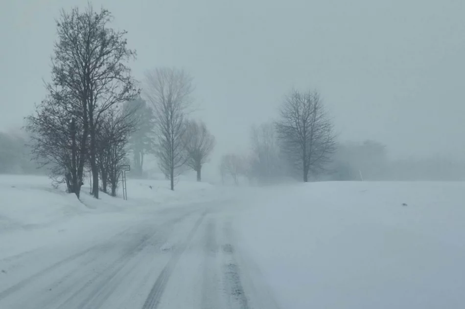 Trudne warunki na drogach, część nieprzejezdna - zdjęcie 2