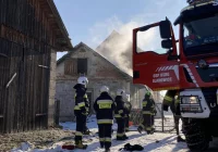 Pożar zabudowań gospodarczych - zdjęcie główne