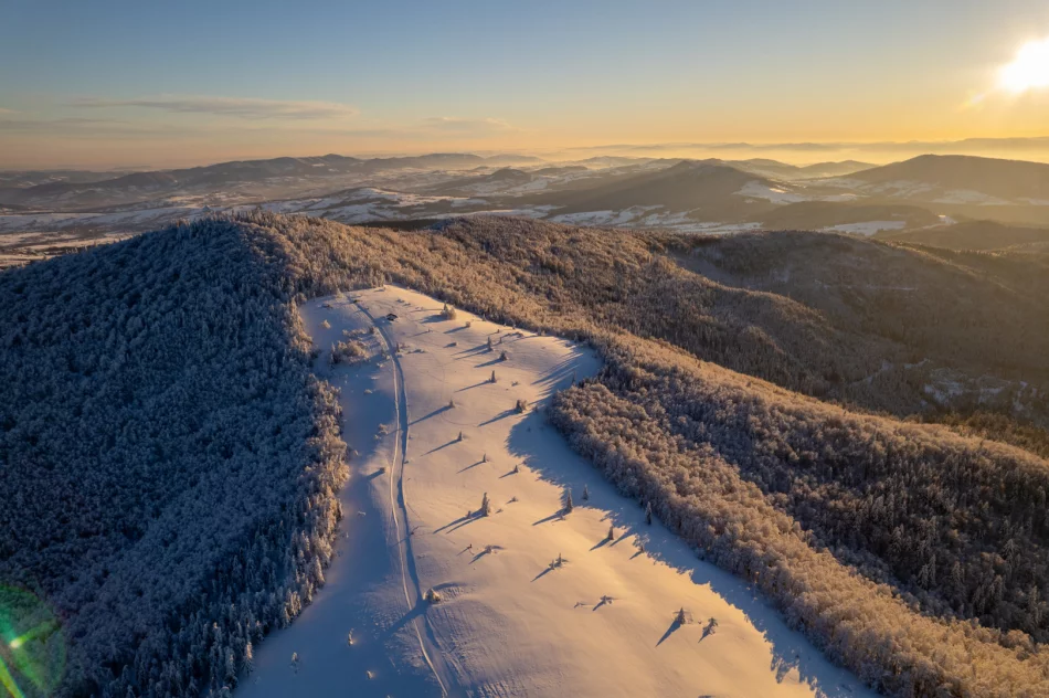 Piękny poranek na Mogielicy - 9 II 2023 r. - zdjęcie 6