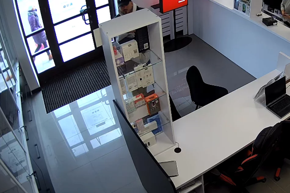 Skradziony sprzęt wystawiono na sprzedaż - zdjęcie 5