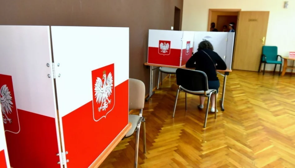 Wybory parlamentarne i referendum: ten sam lokal wyborczy, jedna urna - zdjęcie 1