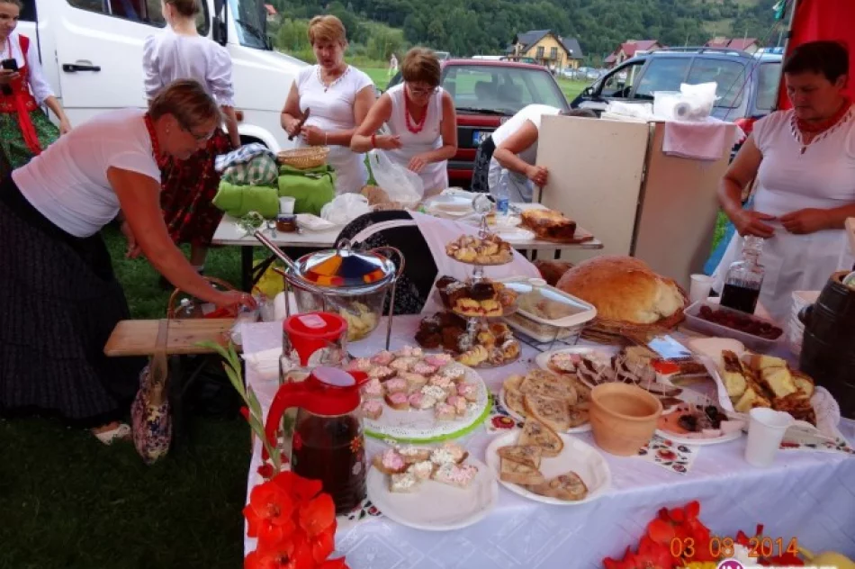 Tłumy na VI Festiwalu Śliwki Miodu i Sera - zdjęcie 4