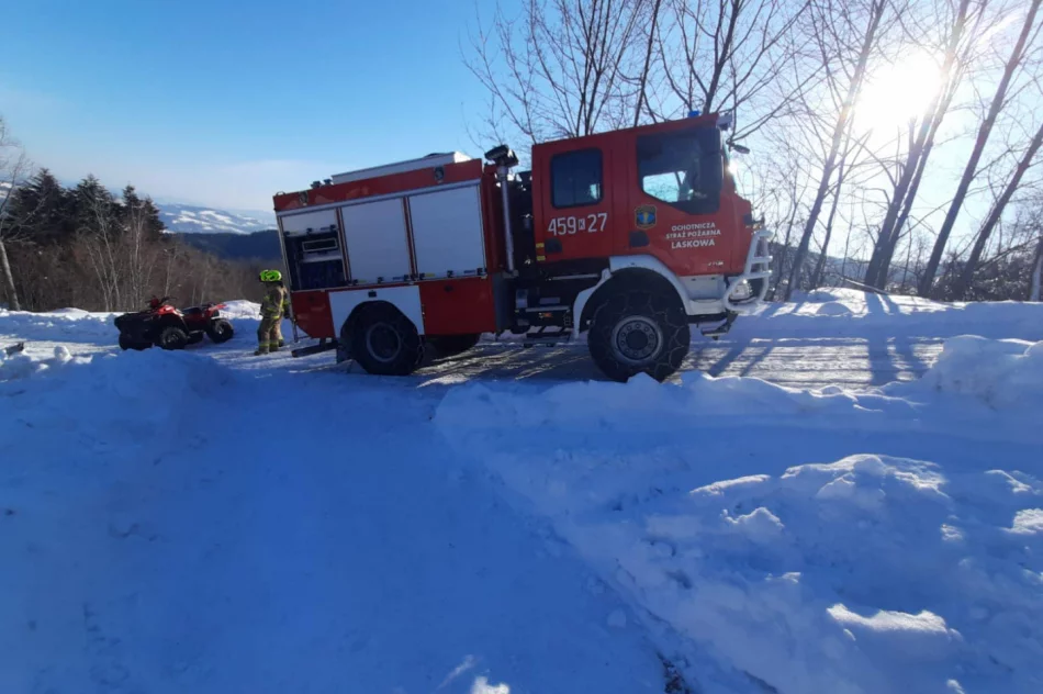 Dach zawalił się pod naporem śniegu - zdjęcie 3
