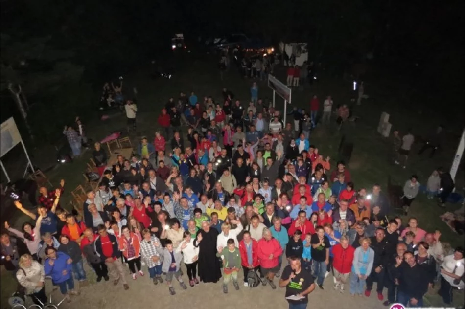 Miejska Góra celem nocnej wędrówki - zdjęcie 2