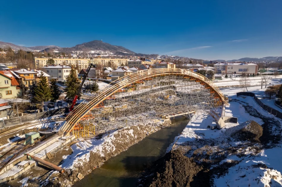 "Zjawiskowość" mostu miała kosztować 7 mln zł - zdjęcie 13