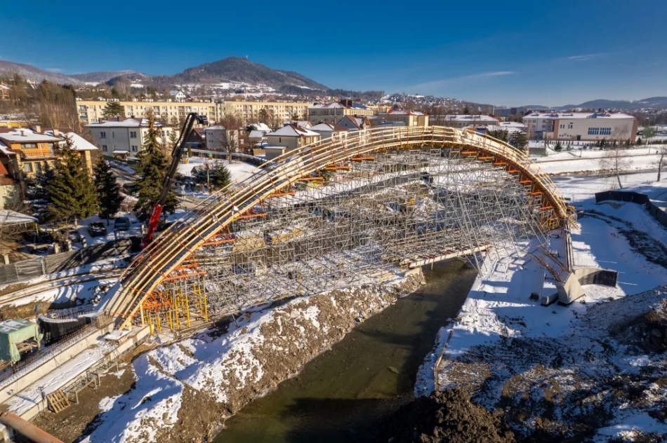 "Zjawiskowość" mostu miała kosztować 7 mln zł - zdjęcie 16