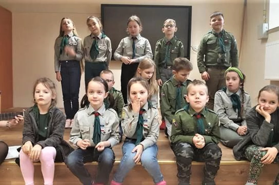 „Leśna zbiórka zuchowa” zuchów z limanowskiej „Jedynki” - zdjęcie 3