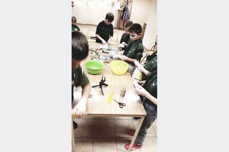 „Leśna zbiórka zuchowa” zuchów z limanowskiej „Jedynki” - zdjęcie 5