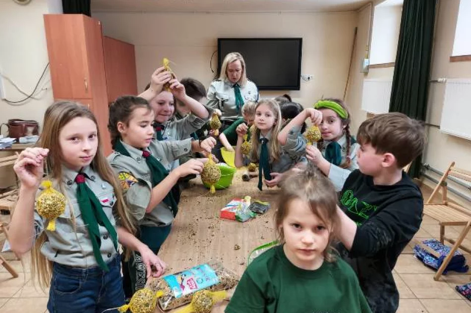 „Leśna zbiórka zuchowa” zuchów z limanowskiej „Jedynki” - zdjęcie 8