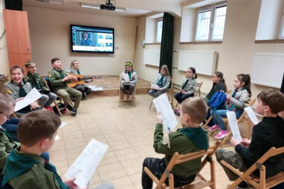 „Leśna zbiórka zuchowa” zuchów z limanowskiej „Jedynki” - zdjęcie 18