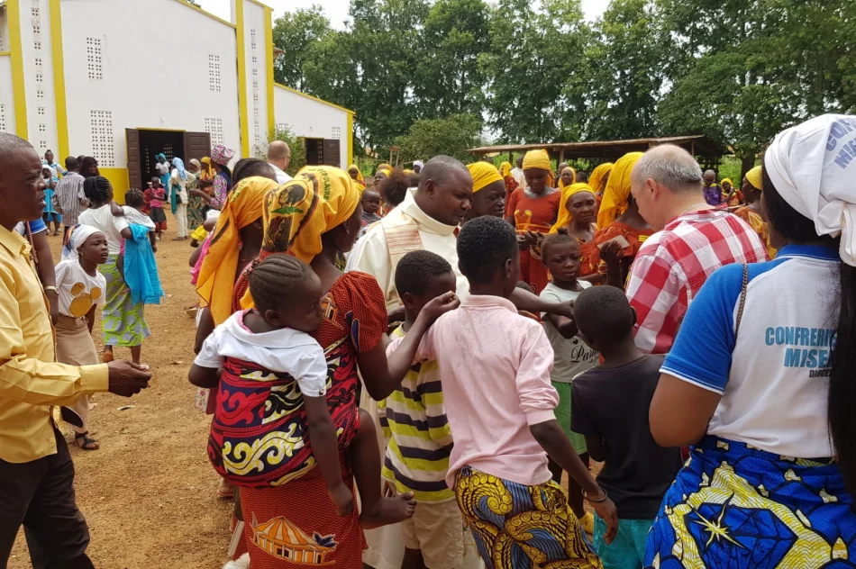 W sanktuarium Bożego Miłosierdzia w Louvaku - zdjęcie 6