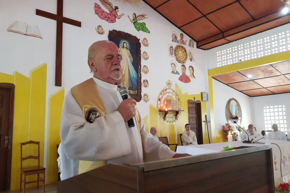 W sanktuarium Bożego Miłosierdzia w Louvaku - zdjęcie 8