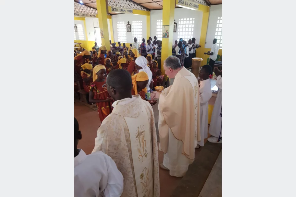 W sanktuarium Bożego Miłosierdzia w Louvaku - zdjęcie 9