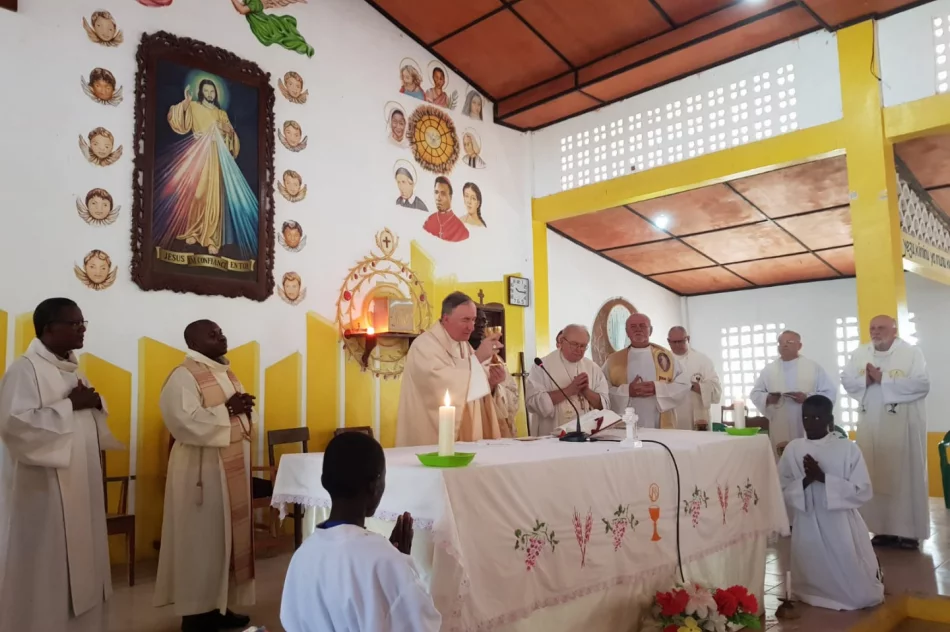 W sanktuarium Bożego Miłosierdzia w Louvaku - zdjęcie 10