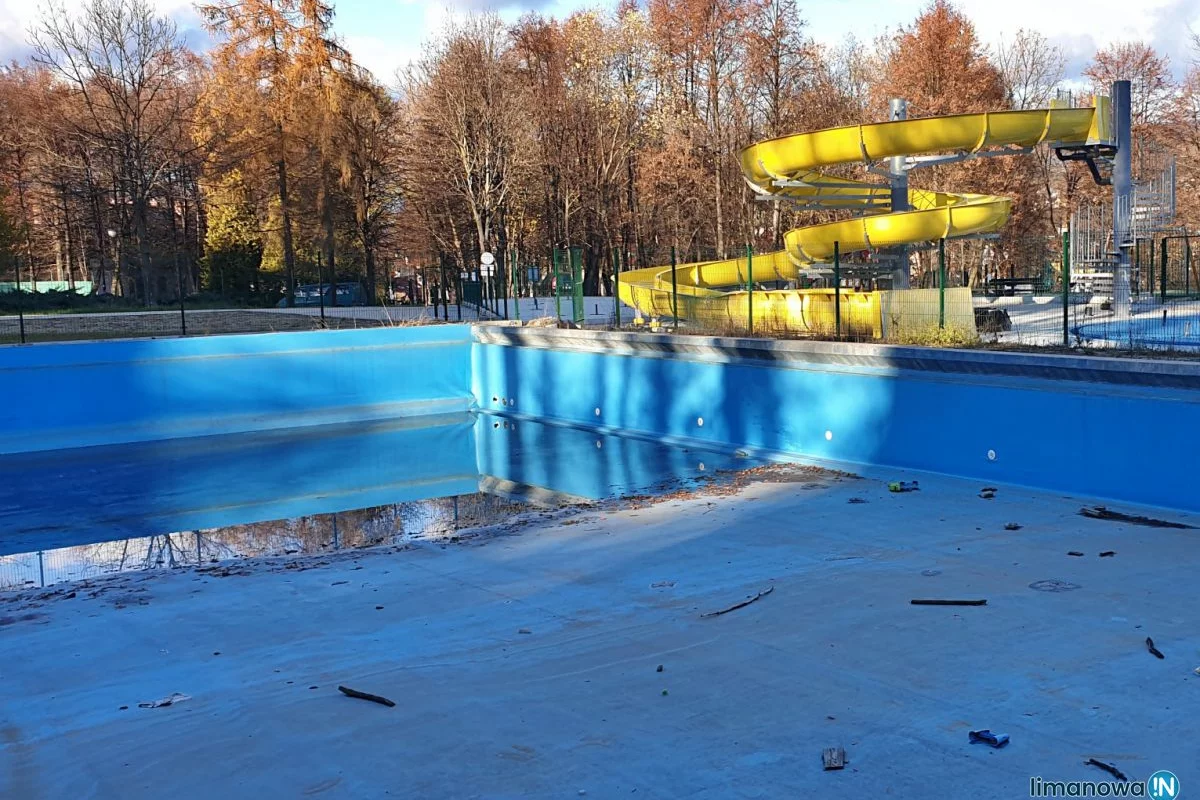 ​Jedna oferta na modernizację odkrytego basenu