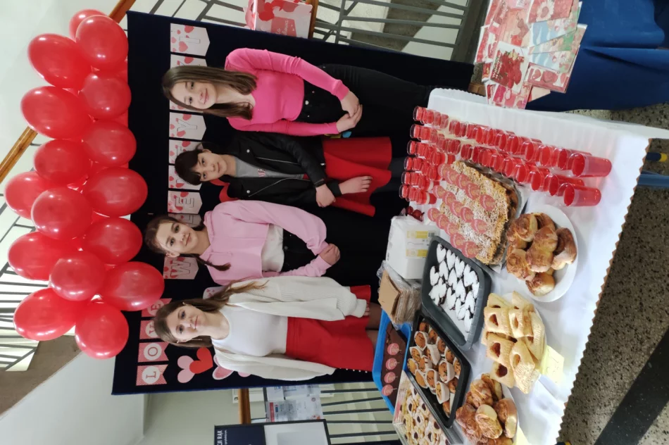 Tydzień pod hasłem „Pomagam!” w Szkole Podstawowej im. Marii Dąbrowskiej w Nowym Rybiu - zdjęcie 5