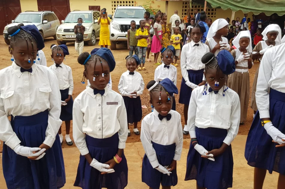 Niecodzienna uroczystość w Dolisie - zdjęcie 4