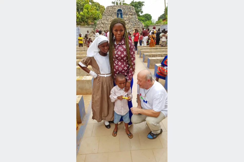 Niecodzienna uroczystość w Dolisie - zdjęcie 8