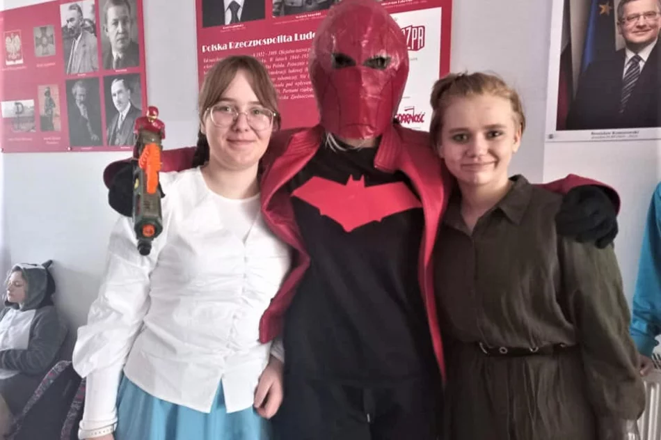 „Tydzień Karnawałowy ” w Zespole Szkolno-Przedszkolnym nr 4 - zdjęcie 12