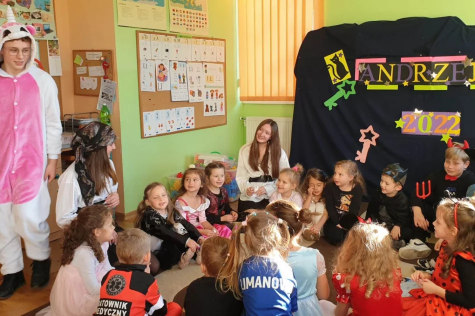 Szkolne Koło Wolontariatu z limanowskiej „Dwójki” zdobyło II miejsce w Plebiscycie na najlepszą akcję wolontariacką - zdjęcie 2