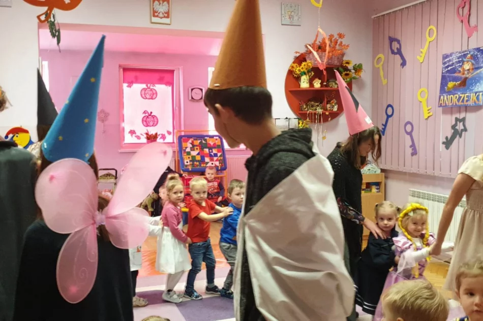 Szkolne Koło Wolontariatu z limanowskiej „Dwójki” zdobyło II miejsce w Plebiscycie na najlepszą akcję wolontariacką - zdjęcie 12